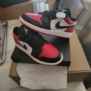 Jordan 1s size 4y womens 5.5. New